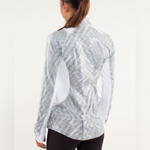 NEW Lululemon Nothin' But Run Jacket blazer full zip lightweight active 10 white - Picture 4 of 8